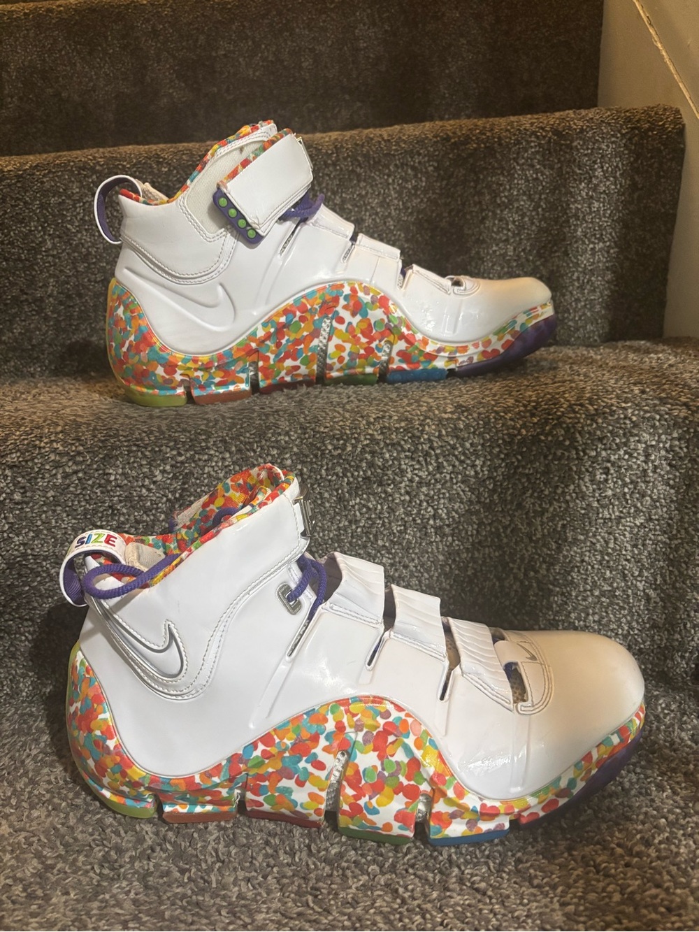 Nike Zoom LeBron 4 Fruity Pebbles in size 11.5 excellent condition authentic - Picture 4 of 7